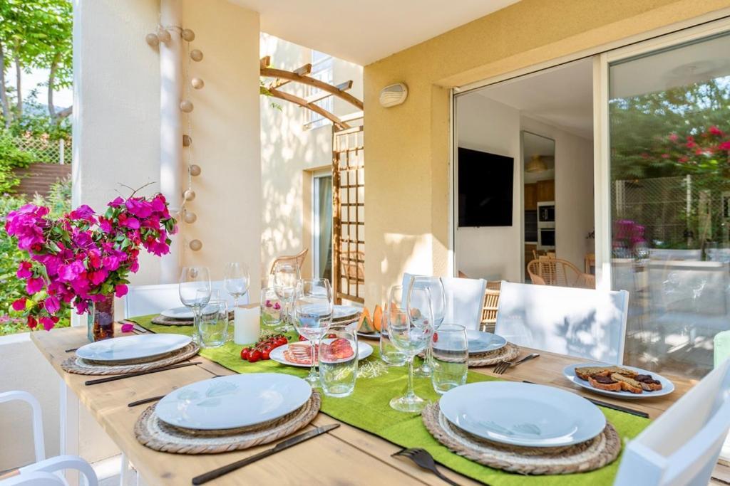 Bao Location - Ideal Pro & Groupe - Calme - Lumineux - Wifi - Terrasse - Jardin - Plage A 2Km - Proche Centre Ville, Gare, Commerces - Parking Prive Toulon Bagian luar foto